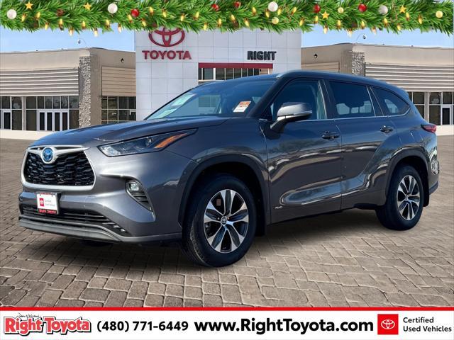 used 2023 Toyota Highlander Hybrid car, priced at $47,482