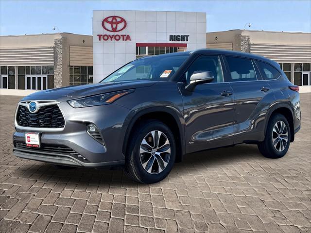 used 2023 Toyota Highlander Hybrid car, priced at $47,482