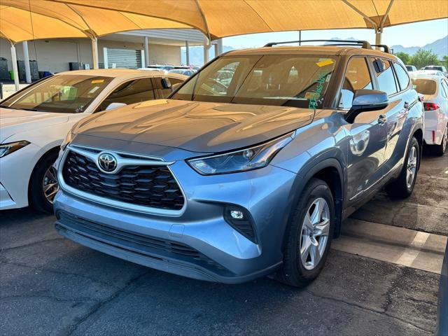 used 2023 Toyota Highlander car, priced at $32,333