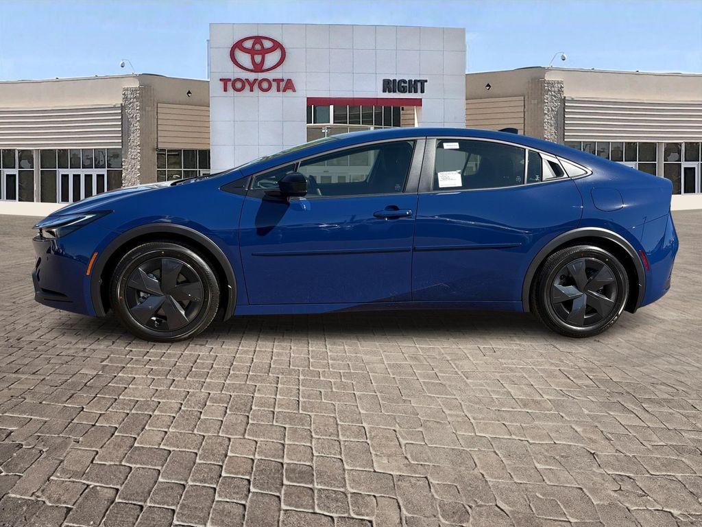 new 2026 Toyota Prius Plug-In Hybrid car, priced at $36,318