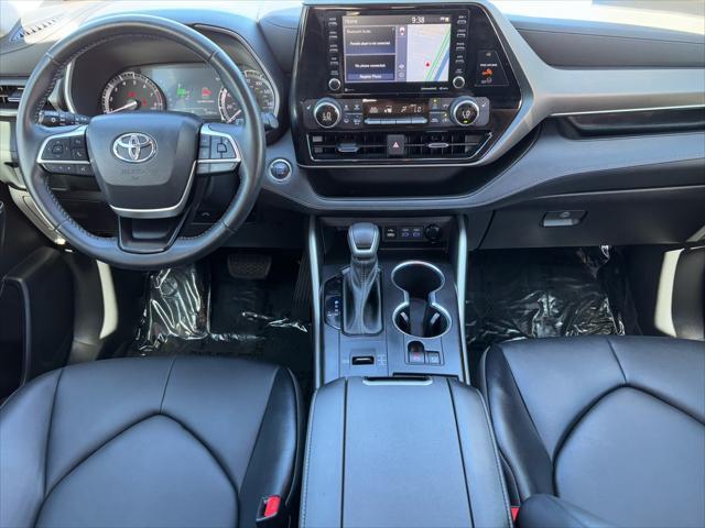 used 2022 Toyota Highlander car, priced at $36,864