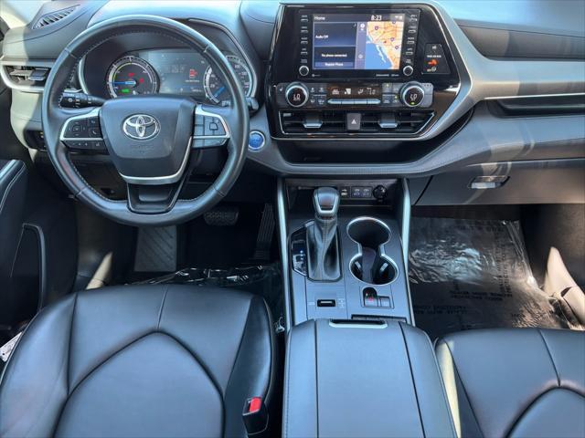 used 2022 Toyota Highlander Hybrid car, priced at $38,385