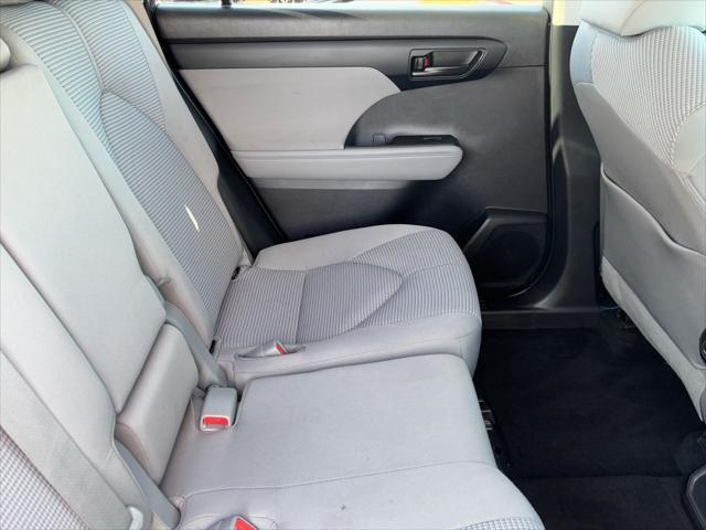 used 2021 Toyota Highlander car, priced at $32,365