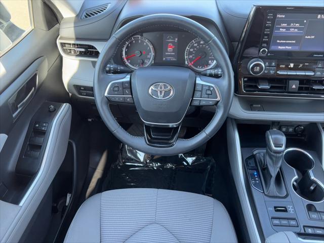 used 2021 Toyota Highlander car, priced at $32,365