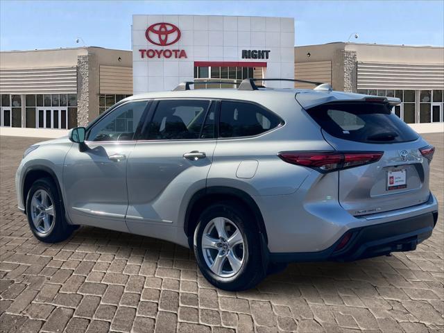 used 2021 Toyota Highlander car, priced at $32,365