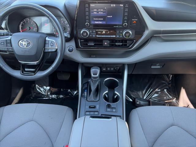 used 2021 Toyota Highlander car, priced at $32,365