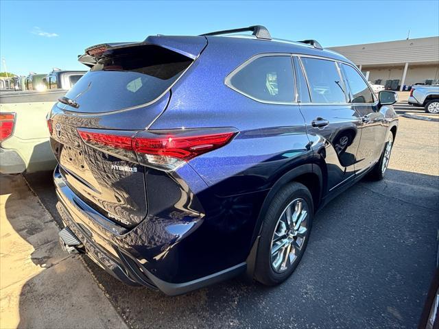 used 2023 Toyota Highlander Hybrid car, priced at $60,999