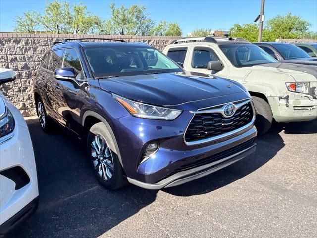 used 2023 Toyota Highlander Hybrid car, priced at $60,999