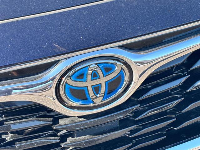 used 2023 Toyota Highlander Hybrid car, priced at $60,999