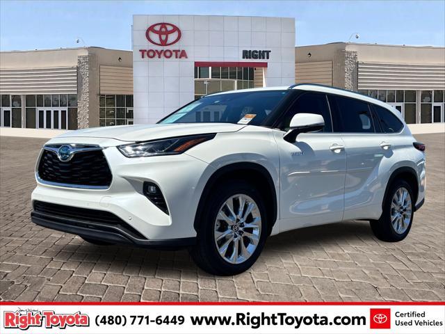 used 2021 Toyota Highlander Hybrid car, priced at $37,690