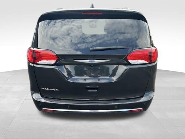 used 2018 Chrysler Pacifica car, priced at $14,387