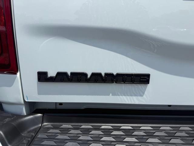 new 2025 Ram 2500 car, priced at $72,325