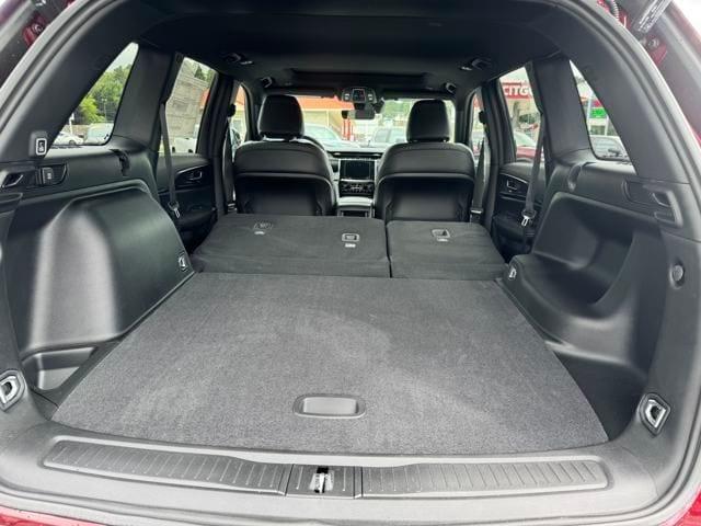 new 2025 Jeep Grand Cherokee car, priced at $47,625