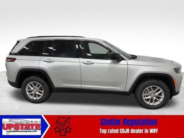 new 2025 Jeep Grand Cherokee car, priced at $39,172