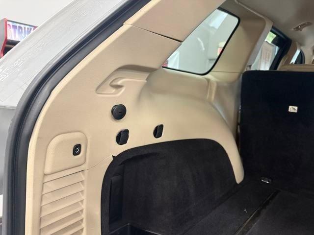 used 2016 Jeep Grand Cherokee car, priced at $15,435