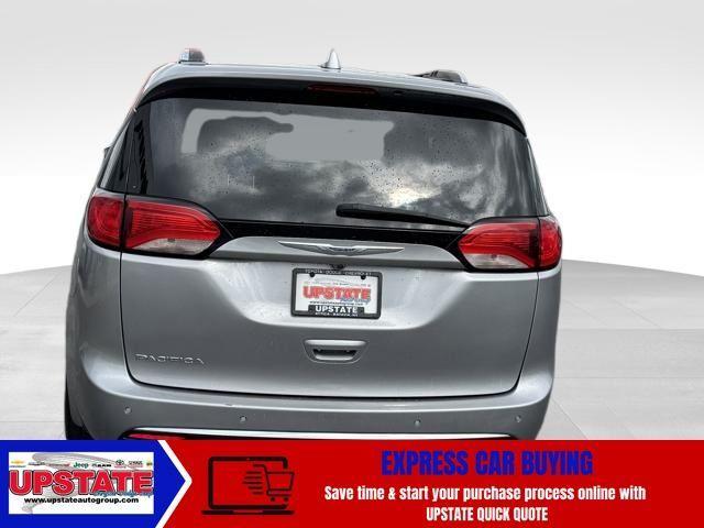 used 2020 Chrysler Pacifica car, priced at $12,984