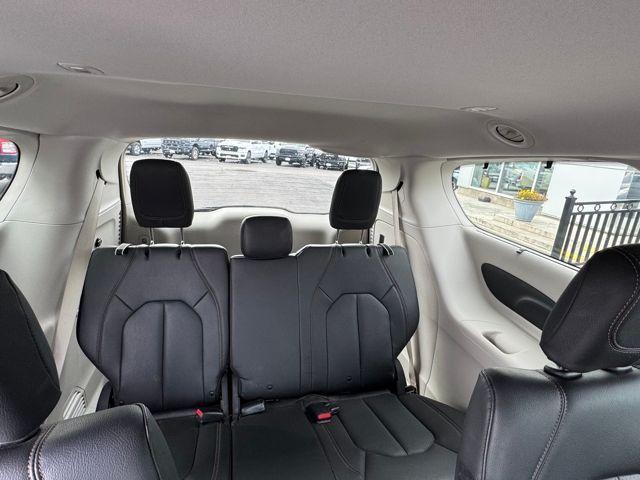 used 2020 Chrysler Pacifica car, priced at $12,984