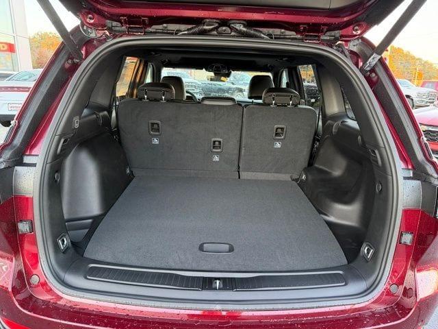 new 2025 Jeep Grand Cherokee car, priced at $42,985