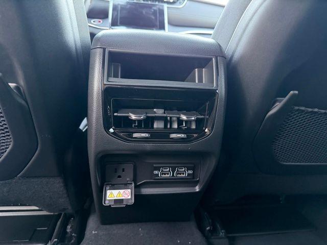 new 2025 Jeep Grand Cherokee car, priced at $42,985