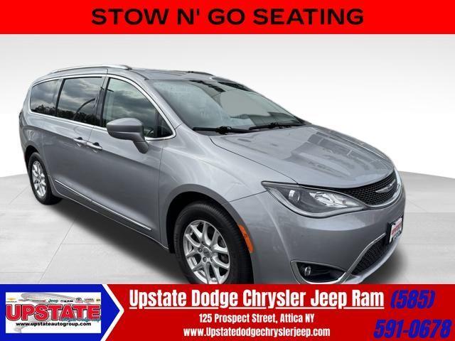 used 2020 Chrysler Pacifica car, priced at $13,992