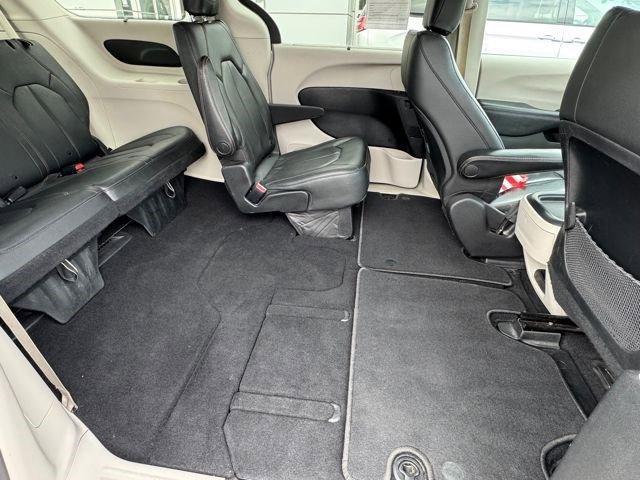 used 2020 Chrysler Pacifica car, priced at $13,992
