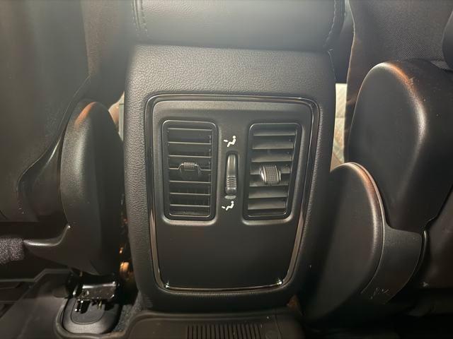 used 2021 Jeep Grand Cherokee car, priced at $23,965