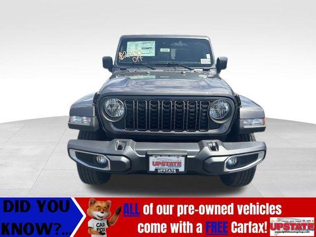 new 2024 Jeep Gladiator car, priced at $46,975