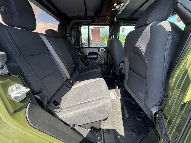 used 2022 Jeep Gladiator car, priced at $35,377