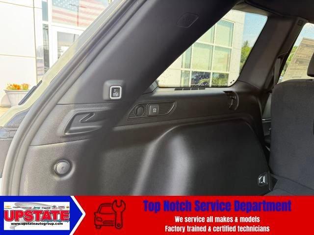 new 2025 Jeep Grand Cherokee car, priced at $42,072