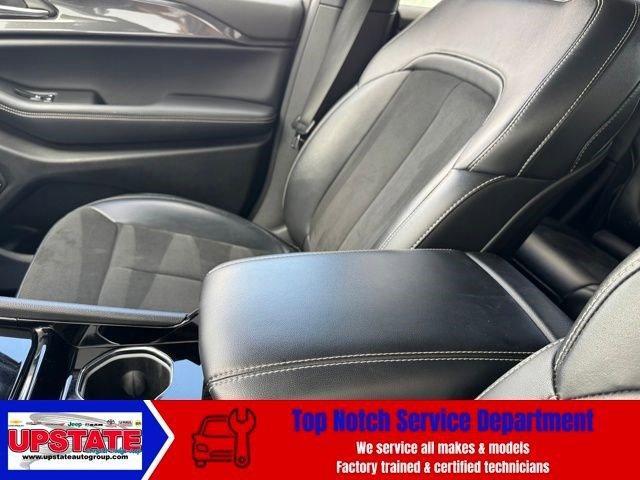 used 2023 Jeep Grand Cherokee car, priced at $35,001