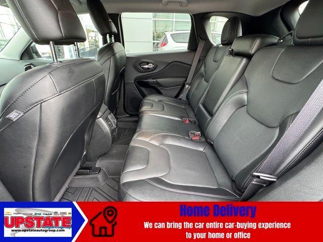 used 2023 Jeep Cherokee car, priced at $25,916