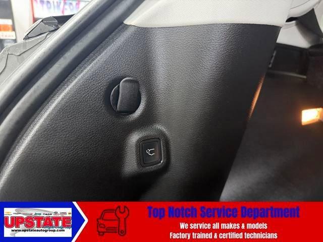 used 2022 Jeep Compass car, priced at $25,474