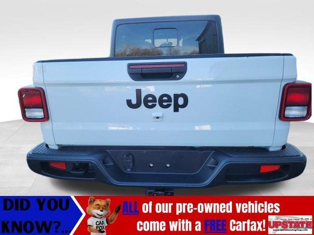 used 2022 Jeep Gladiator car, priced at $29,997