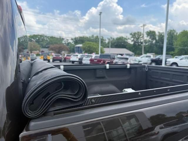 used 2018 Chevrolet Silverado 1500 car, priced at $27,564