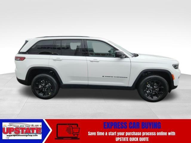 new 2025 Jeep Grand Cherokee car, priced at $40,747