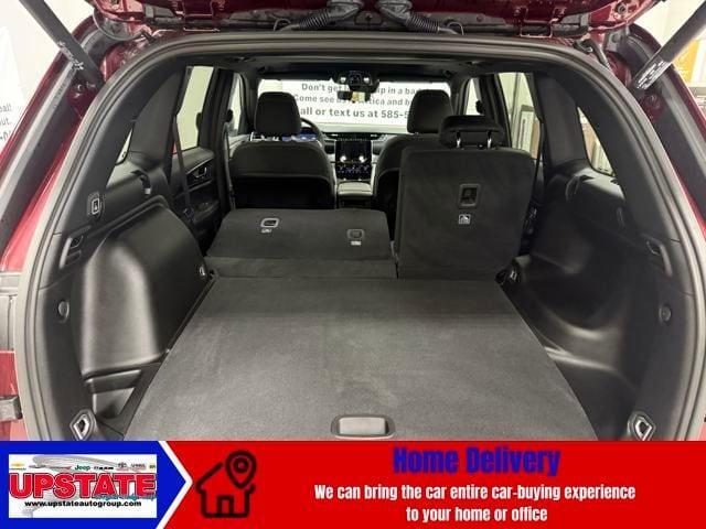 new 2025 Jeep Grand Cherokee car, priced at $41,583