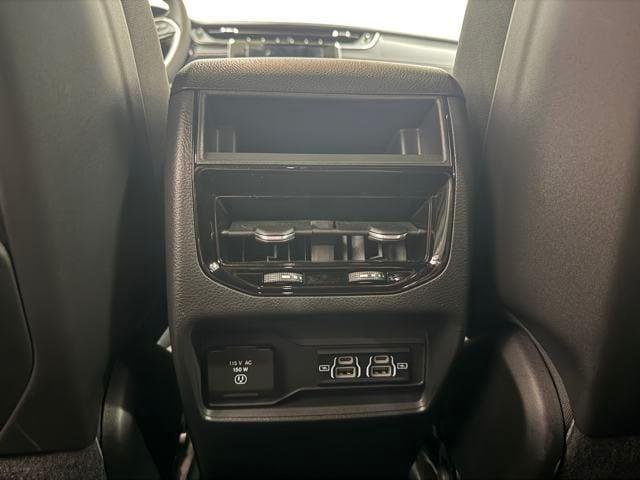 new 2025 Jeep Grand Cherokee car, priced at $41,583