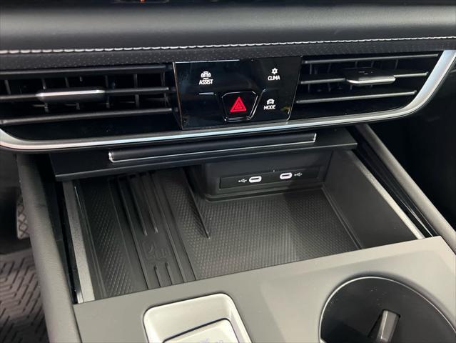 new 2025 Volkswagen Atlas car, priced at $40,700