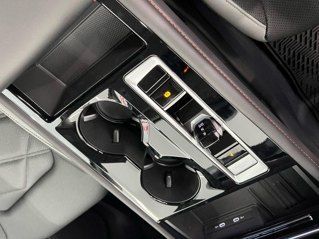 new 2025 Volkswagen Atlas car, priced at $48,498