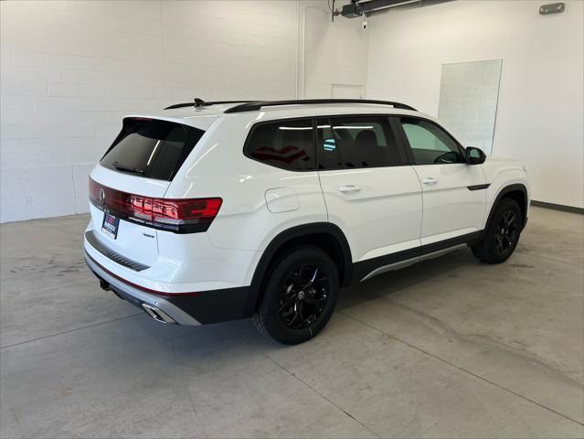 new 2025 Volkswagen Atlas car, priced at $47,370