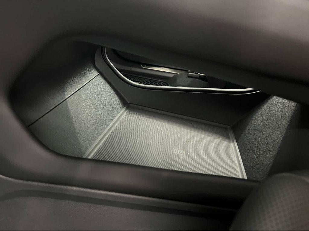 new 2025 Volkswagen Atlas car, priced at $54,456