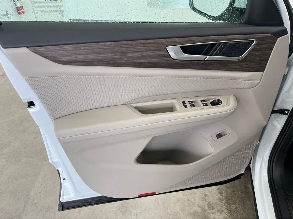 new 2026 Volkswagen Atlas car, priced at $53,099