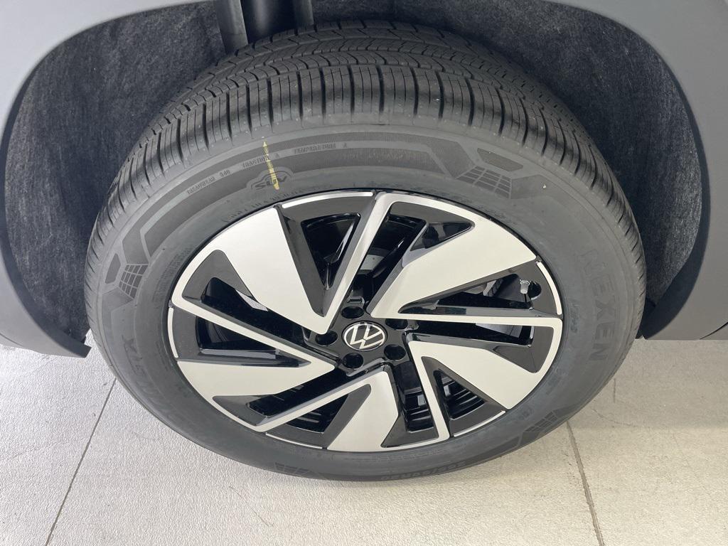 new 2025 Volkswagen Atlas car, priced at $49,150