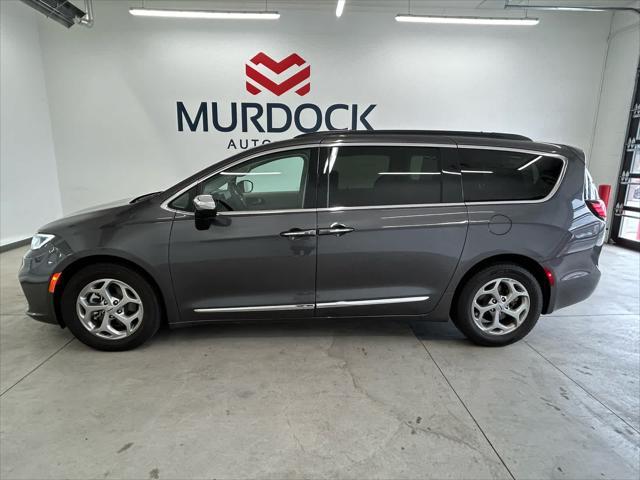 used 2023 Chrysler Pacifica car, priced at $28,999