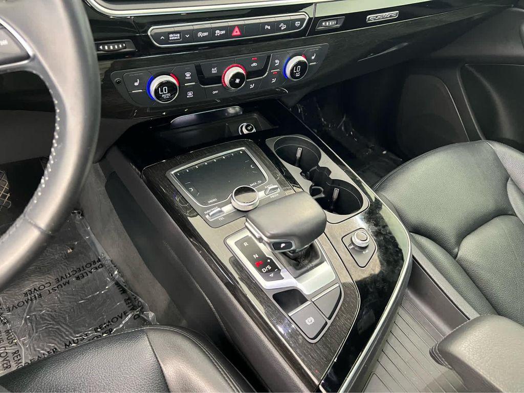 used 2019 Audi Q7 car, priced at $22,999