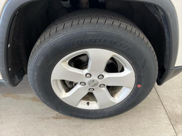 used 2011 Jeep Grand Cherokee car, priced at $8,999