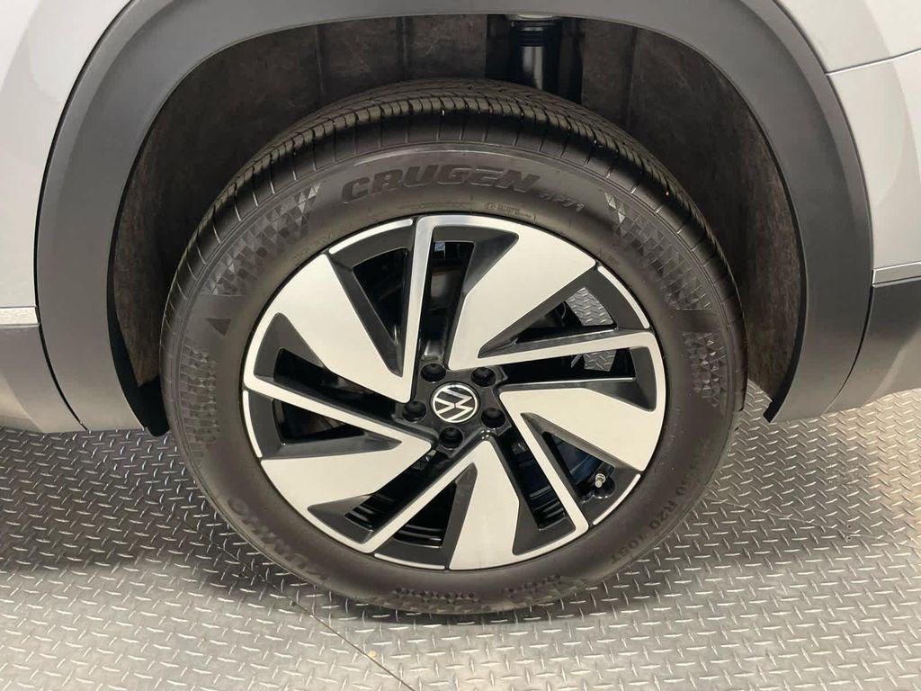 used 2024 Volkswagen Atlas car, priced at $37,255