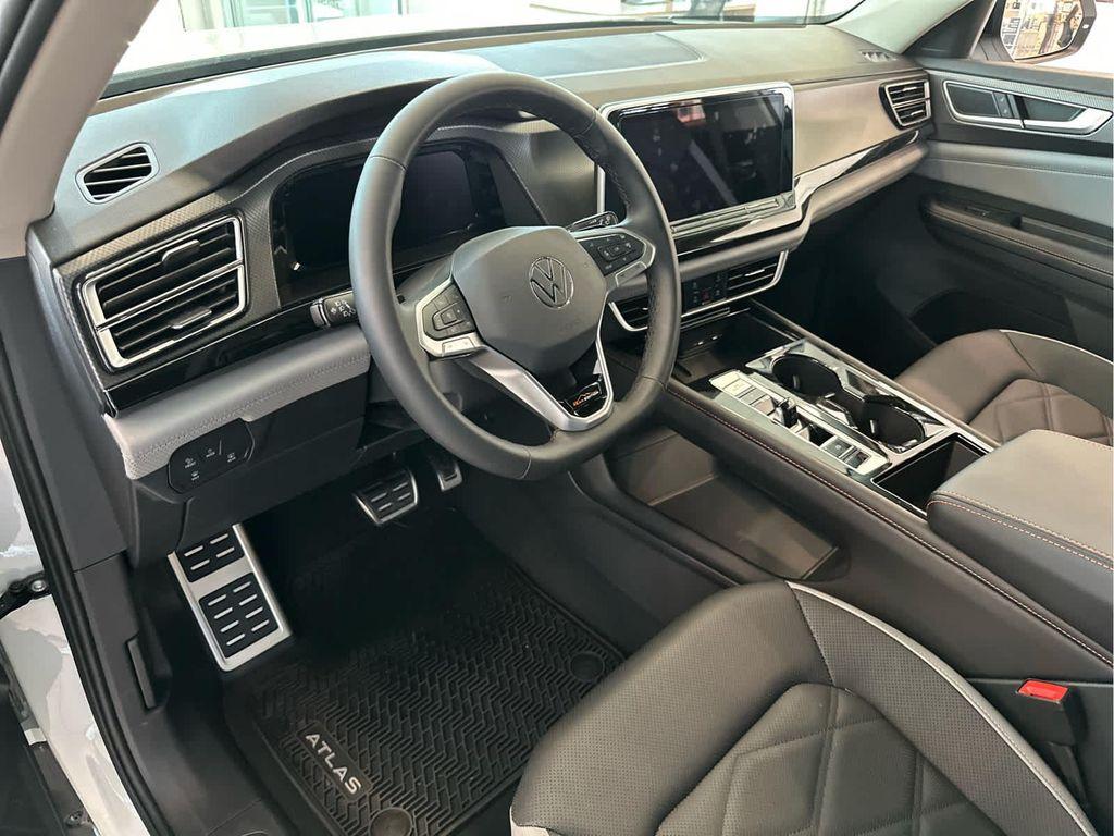 new 2025 Volkswagen Atlas car, priced at $47,311