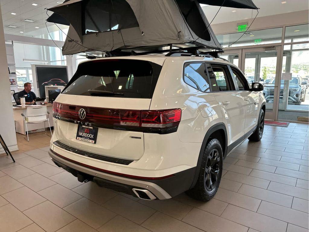 new 2025 Volkswagen Atlas car, priced at $47,311
