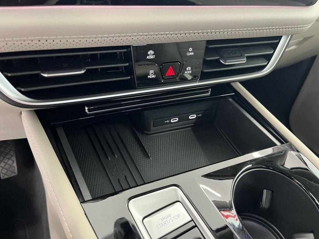 new 2025 Volkswagen Atlas car, priced at $48,931